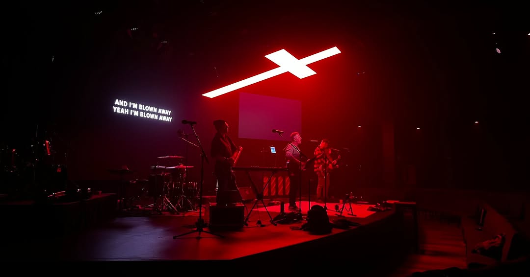 Lighting Consoles vs Lighting Software